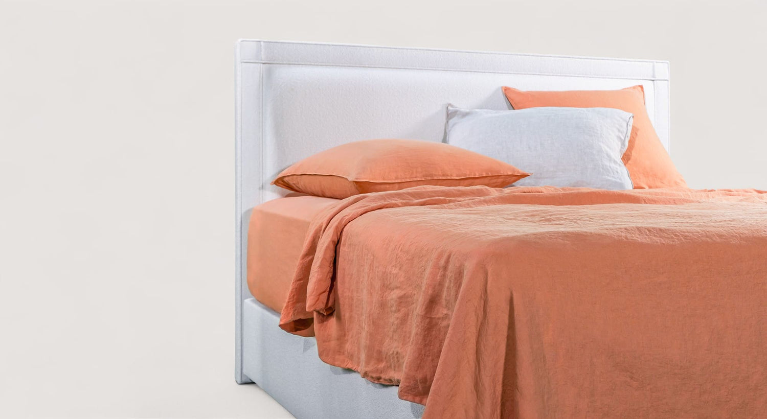 Pour ou contre la tête de lit ? Notre guide détaillé