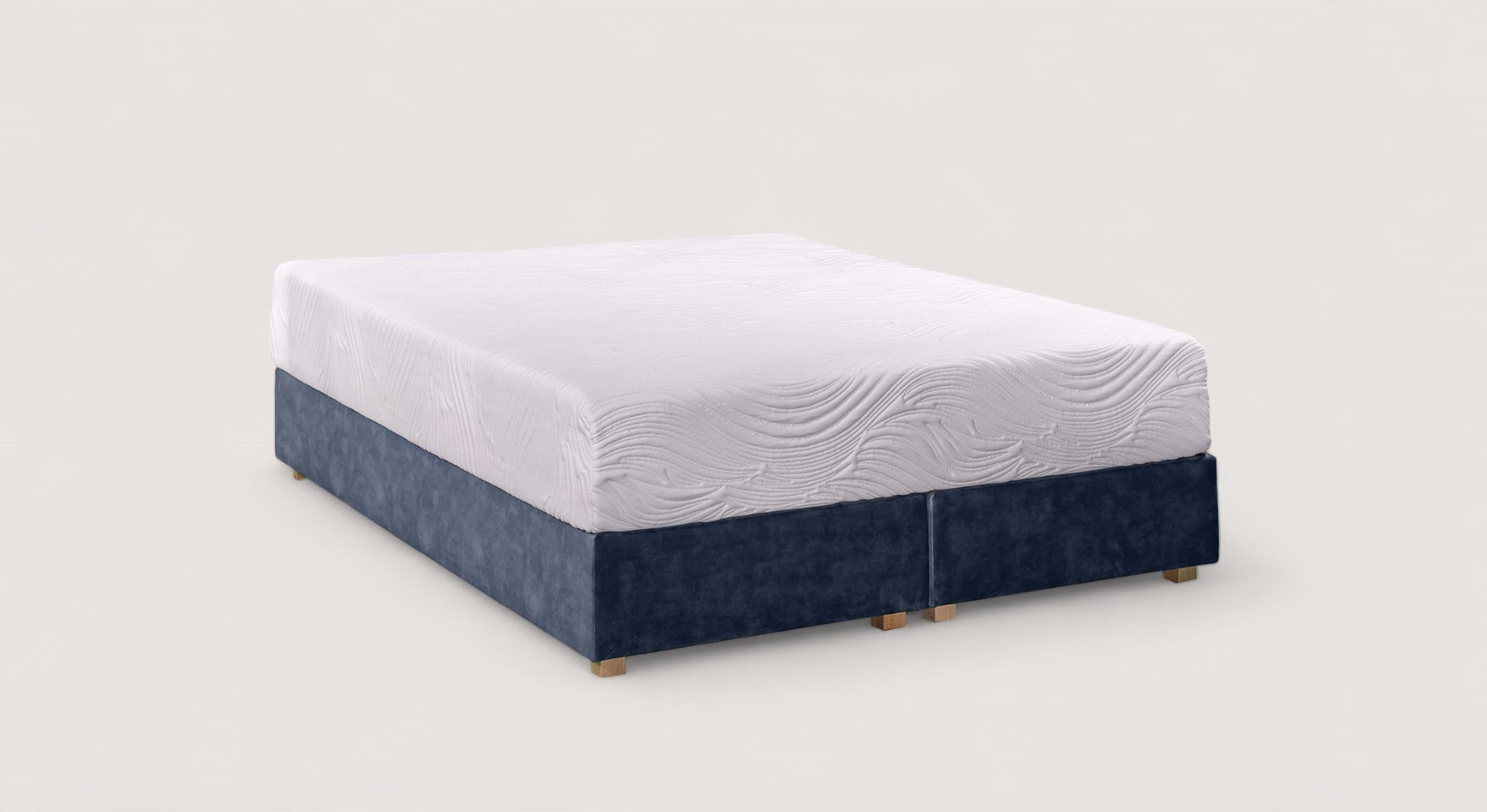 Matelas Beautiful sur un sommier bleu, packshot élégant