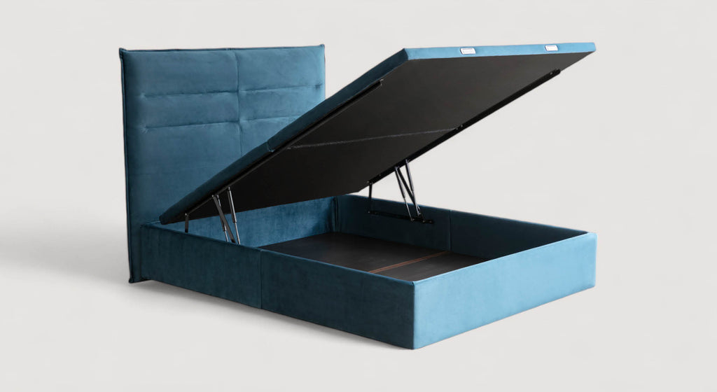 Lit coffre bleu Deauville avec tête de lit rembourrée, ouvert pour montrer l'espace de rangement